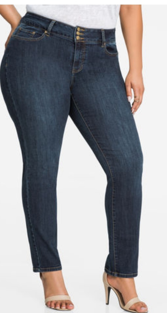 MODERN STRAIGHT LEG 3-BUTTON JEAN